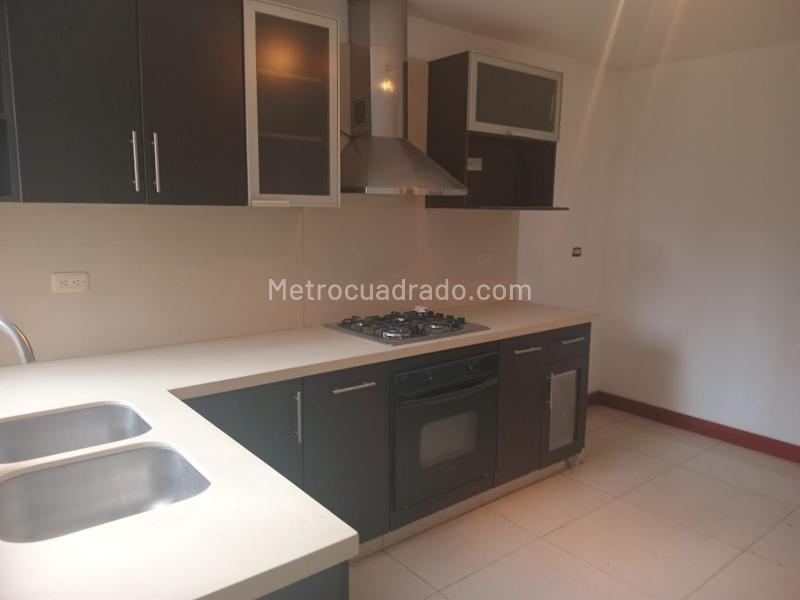 Elegant 4BR House with Jacuzzi in El Poblado - 7