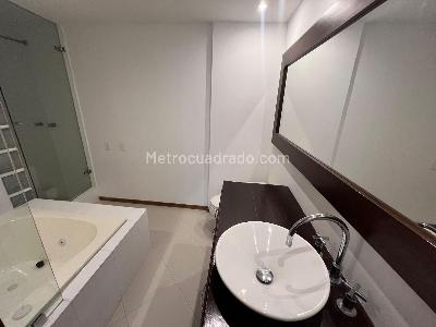 Apartamento de 1 alcoba en arriendo en Santa María De Los Ángeles, Medellín, 87 m² · foto 6 de 8
