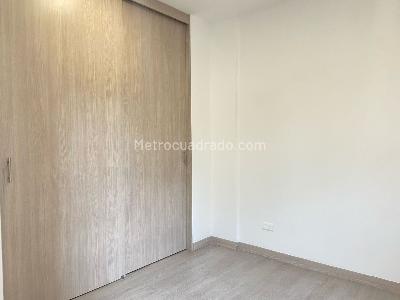 Apartamento de 3 alcobas en arriendo en Sabaneta, Sabaneta, 98 m² · foto 9 de 17