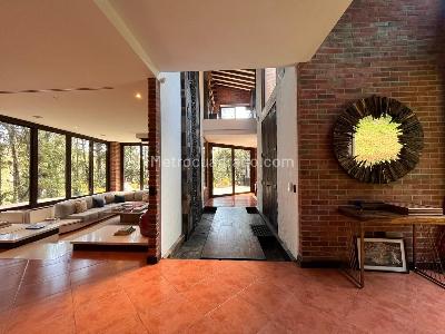 Casa de 4 alcobas en venta en Envigado, Envigado, 500 m² · foto 2 de 20