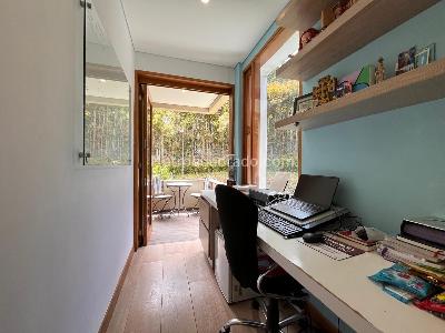 Casa de 5 alcobas en venta en Envigado, Envigado, 872 m² · foto 6 de 20