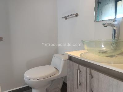 Casa de 3 alcobas en venta en El Poblado, Medellín, 150 m² · foto 18 de 20