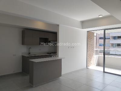 Apartamento de 3 alcobas en arriendo en Envigado, Envigado, 73 m² · foto 2 de 17