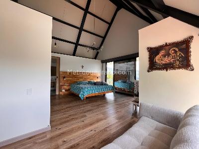 Casa de 5 alcobas en venta en Envigado, Envigado, 340 m² · foto 16 de 20