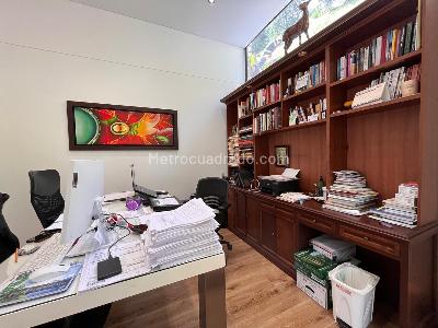 Casa de 5 alcobas en venta en Envigado, Envigado, 340 m² · foto 8 de 20
