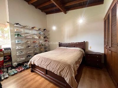 Casa de 4 alcobas en venta en Envigado, Envigado, 283 m² · foto 10 de 20
