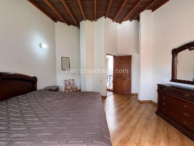 Casa de 4 alcobas en venta en Envigado, Envigado, 283 m² · foto 16 de 20