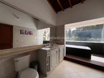 Casa de 4 alcobas en venta en Envigado, Envigado, 283 m² · foto 17 de 20