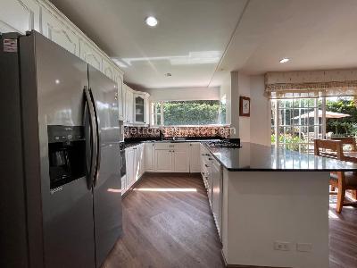 Casa de 4 alcobas en venta en Envigado, Envigado, 283 m² · foto 6 de 20