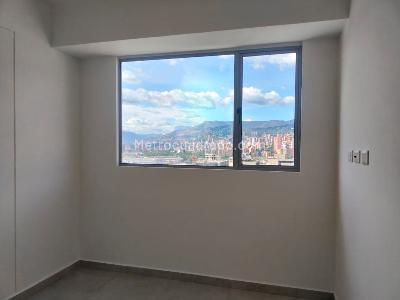 Apartamento de 3 alcobas en arriendo en Envigado, Envigado, 77 m² · foto 13 de 17