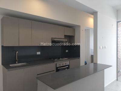 Apartamento de 3 alcobas en arriendo en Envigado, Envigado, 77 m² · foto 5 de 17