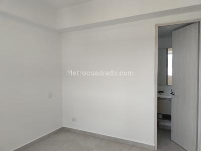 Apartamento de 3 alcobas en arriendo en Envigado, Envigado, 77 m² · foto 9 de 17