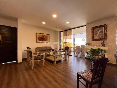 Casa de 3 alcobas en venta en Envigado, Envigado, 420 m² · foto 2 de 20