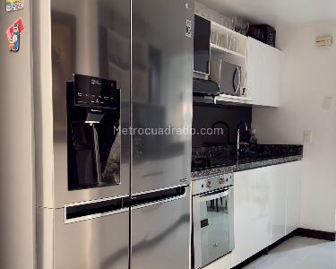 Casa de 3 alcobas en venta en El Poblado, Medellín, 157 m² · foto 5 de 11
