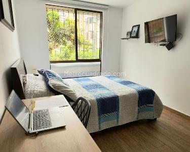 Casa de 3 alcobas en venta en El Poblado, Medellín, 157 m² · foto 8 de 11