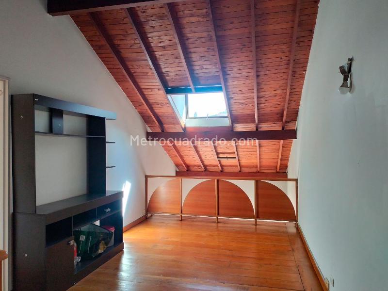 Apartamento Elegante de 3 Alcobas y 3 Baños en El Poblado - 7