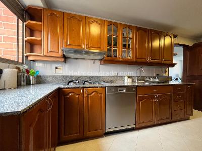 Apartamento de 3 alcobas en venta en El Poblado, Medellín, 167 m² · foto 5 de 17