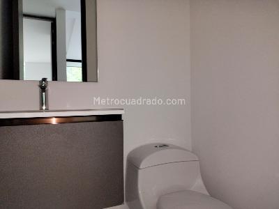 Apartamento de 3 alcobas en venta en El Poblado, Medellín, 117 m² · foto 19 de 20