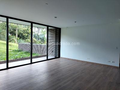 Apartamento de 3 alcobas en venta en El Poblado, Medellín, 117 m² · foto 4 de 20