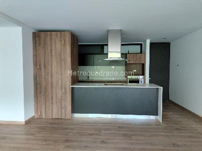 Apartamento de 3 alcobas en venta en El Poblado, Medellín, 117 m² · foto 5 de 20