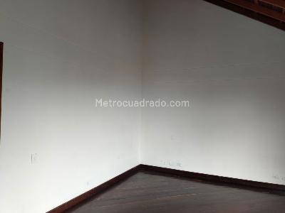 Casa en arriendo en El Poblado, Medellín · foto 11 de 18