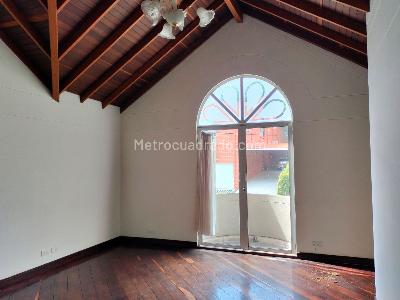 Casa en arriendo en El Poblado, Medellín · foto 13 de 18