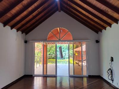 Casa de 4 alcobas en venta en El Poblado, Medellín, 480 m² · foto 12 de 20