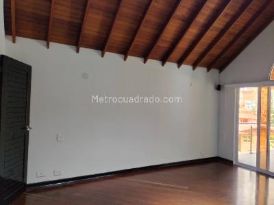 Casa de 4 alcobas en venta en El Poblado, Medellín, 480 m² · foto 13 de 20