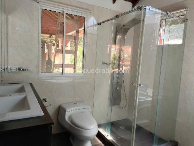Casa de 4 alcobas en venta en El Poblado, Medellín, 480 m² · foto 17 de 20
