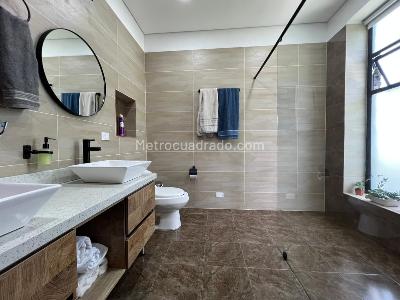 Casa de 4 alcobas en venta en Rionegro, Rionegro, 320 m² · foto 13 de 15