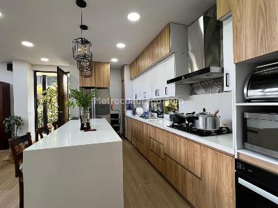 Casa de 4 alcobas en venta en Rionegro, Rionegro, 320 m² · foto 4 de 15