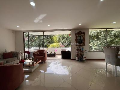 Casa de 4 alcobas en venta en Envigado, Envigado, 280 m² · foto 3 de 20