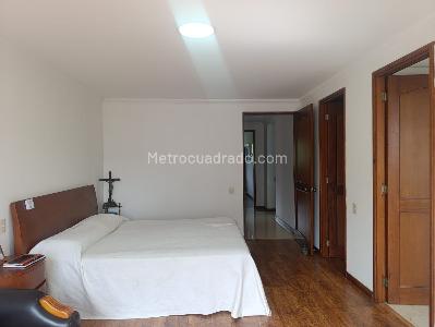 Apartamento de 3 alcobas en venta en El Poblado, Medellín, 160 m² · foto 10 de 19