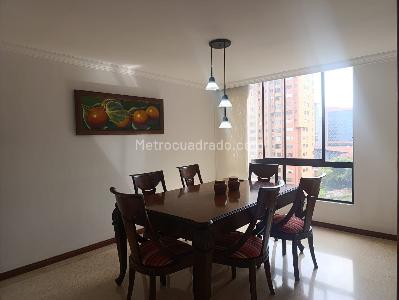 Apartamento de 3 alcobas en venta en El Poblado, Medellín, 160 m² · foto 3 de 19