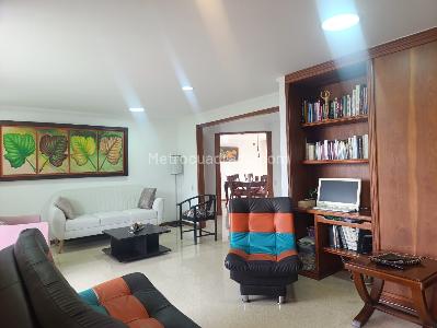 Apartamento de 3 alcobas en venta en El Poblado, Medellín, 160 m² · foto 4 de 19