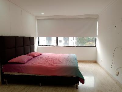 Apartamento de 4 alcobas en arriendo en El Poblado, Medellín, 468 m² · foto 13 de 19