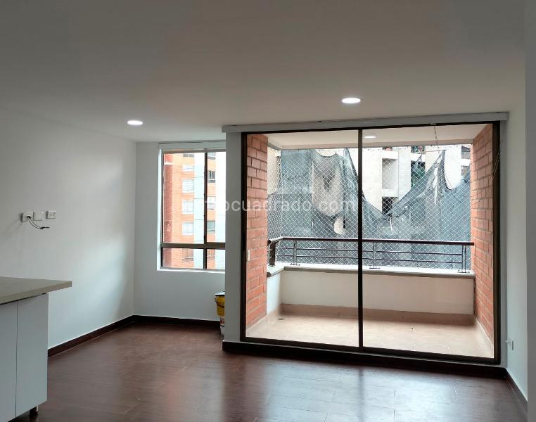 3BR Apartment for Rent in El Poblado with Balcony & Pool