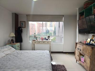 Apartamento de 3 alcobas en venta en El Poblado, Medellín, 116 m² · foto 9 de 19