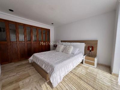 Apartamento en arriendo en El Poblado, Medellín · foto 12 de 19