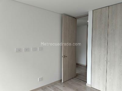 Apartamento de 3 alcobas en venta en Altos Del Poblado, Medellín, 122 m² · foto 12 de 20