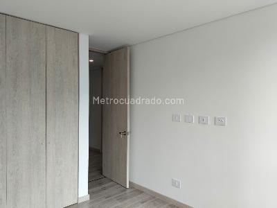 Apartamento de 3 alcobas en venta en Altos Del Poblado, Medellín, 122 m² · foto 14 de 20