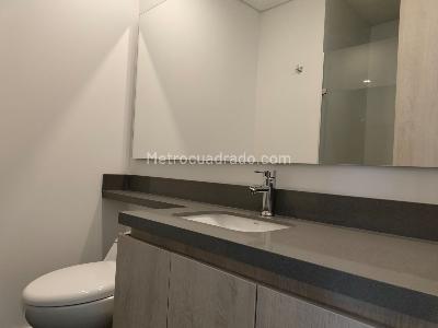 Apartamento de 3 alcobas en venta en Altos Del Poblado, Medellín, 122 m² · foto 17 de 20