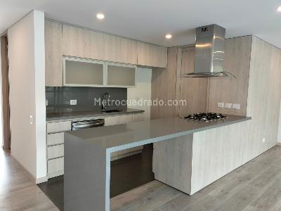 Apartamento de 3 alcobas en venta en Altos Del Poblado, Medellín, 122 m² · foto 6 de 20