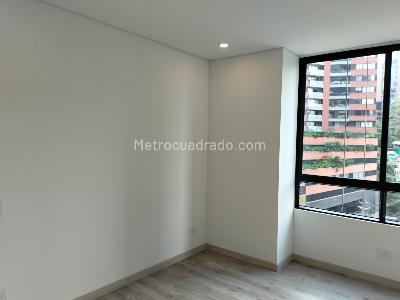 Apartamento de 3 alcobas en venta en Altos Del Poblado, Medellín, 122 m² · foto 8 de 20