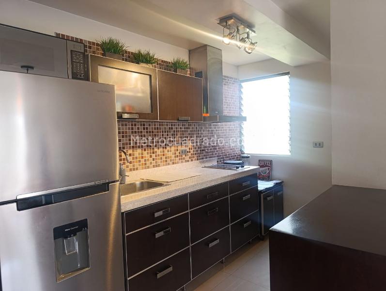 Estudio Amoblado de 1 Alcoba en Zona Tranquila de El Poblado - 8