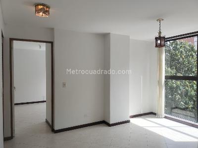 Apartamento de 2 alcobas en arriendo en El Poblado, Medellín, 84 m² · foto 3 de 15