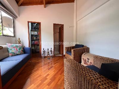 Casa de 5 alcobas en venta en El Poblado, Medellín, 287 m² · foto 14 de 20