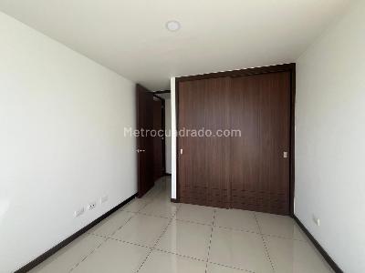 Apartamento de 3 alcobas en arriendo en El Castillo, Medellín, 115 m² · foto 11 de 17