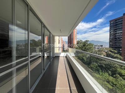 Apartamento de 3 alcobas en arriendo en El Castillo, Medellín, 115 m² · foto 17 de 17