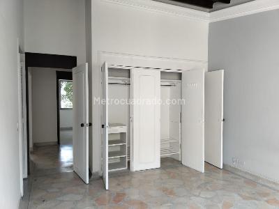 Apartamento de 3 alcobas en arriendo en El Poblado, Medellín, 120 m² · foto 12 de 18